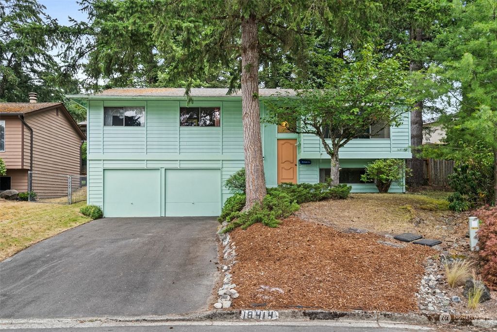 Photo of 18414 127th Avenue SE, Renton, WA 98058 (MLS # 2267803)