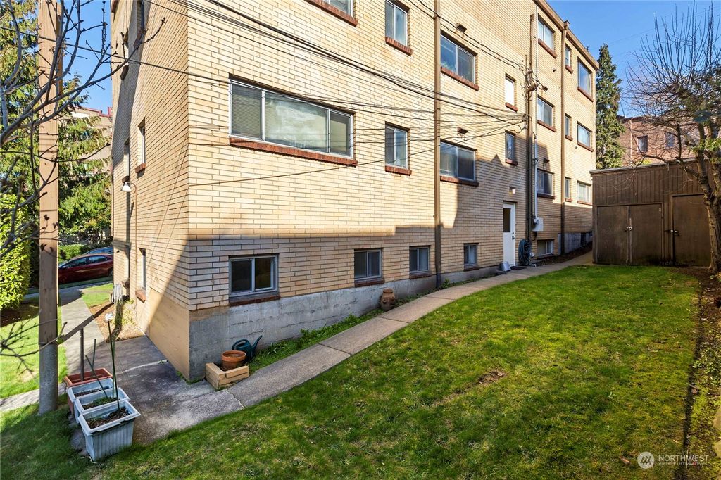 Photo of 93 E Boston Street, Seattle, WA 98102 (MLS # 2046256)