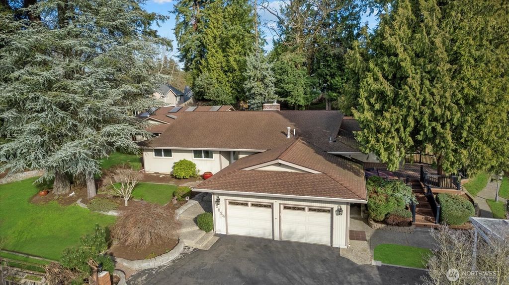 Photo of 2524 Jones Ave NE Ave, Renton, WA 98056 (MLS # 2317932)