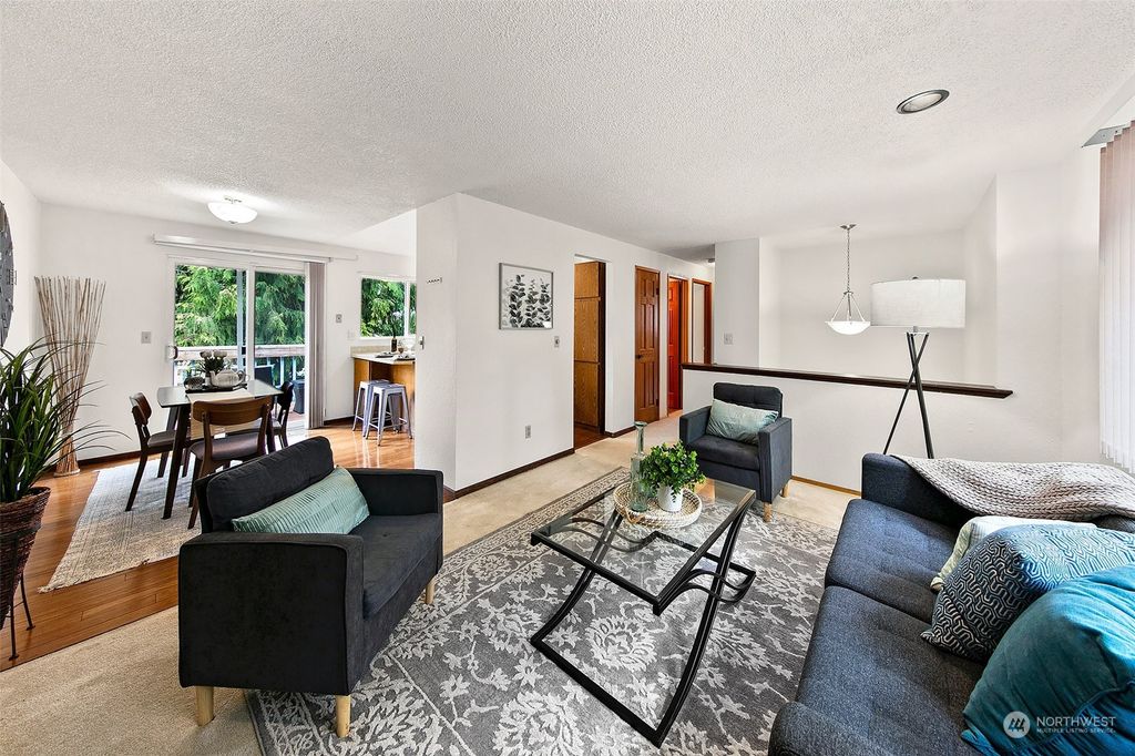 Photo of 1634 NE 185th Street, Shoreline, WA 98155 (MLS # 2061538)