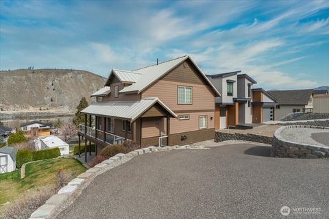 Photo of 585 Entiat Place, Orondo, WA 98843 (MLS # 2497253)