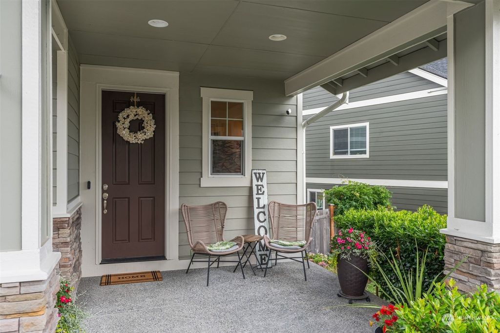 Photo of 19018 123rd Avenue SE, Renton, WA 98058 (MLS # 2271015)