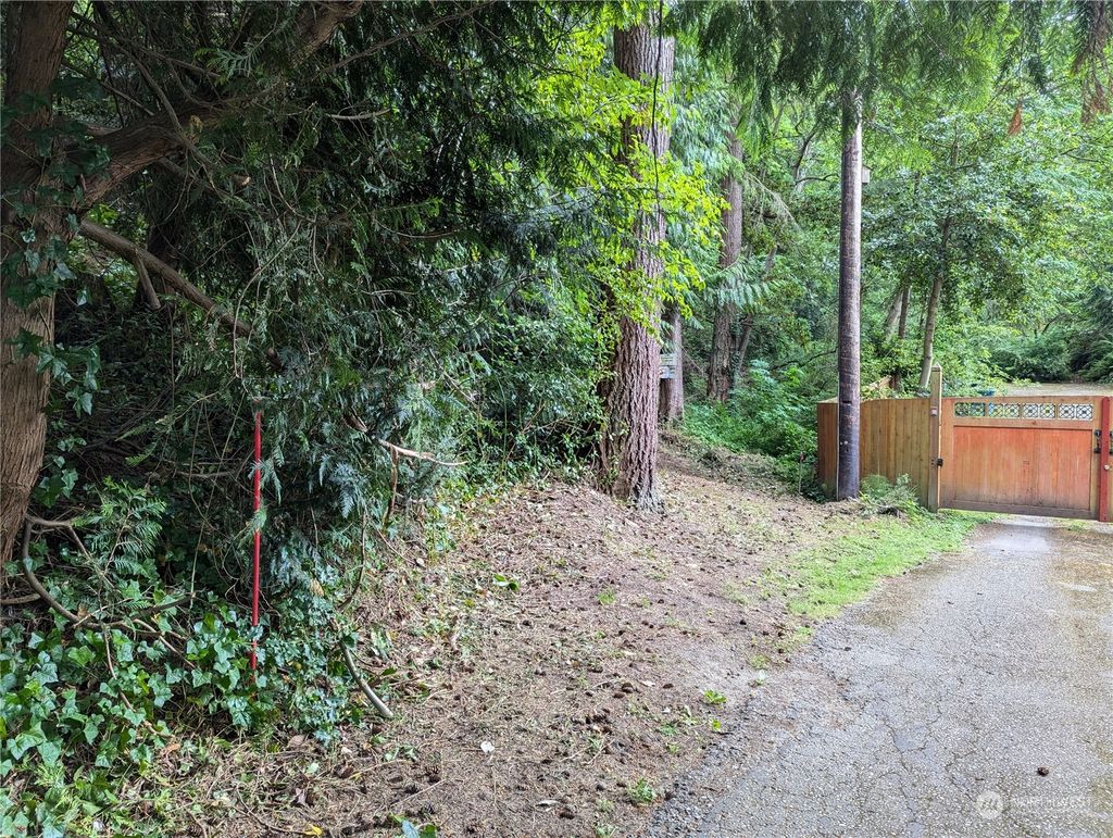 Photo of 7414 Soundview Drive, Edmonds, WA 98026 (MLS # 2256795)