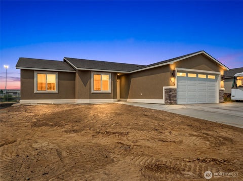 Photo of 1505 7th Avenue NE, Quincy, WA 98848 (MLS # 2566326)