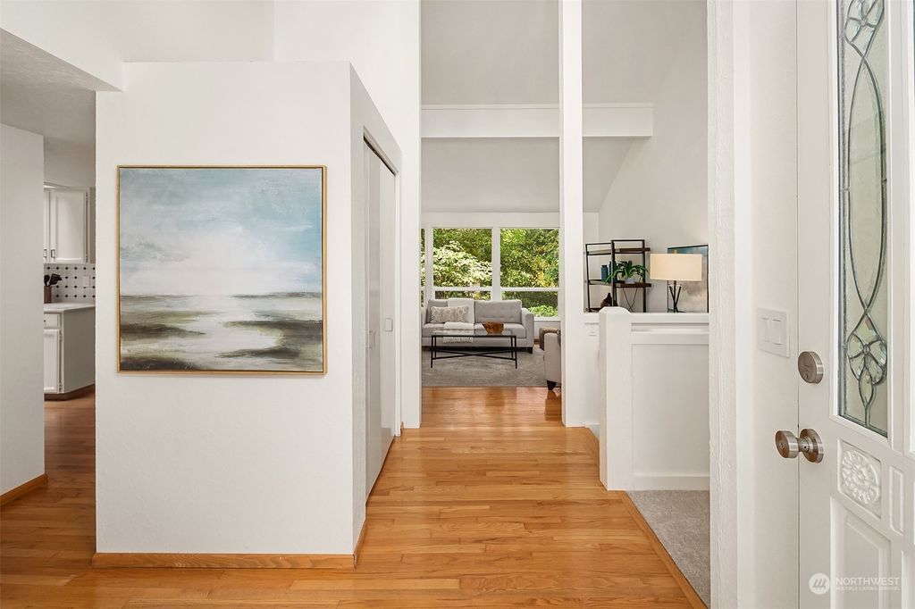 Photo of 15301 SE 48th Drive, Bellevue, WA 98006 (MLS # 2126656)