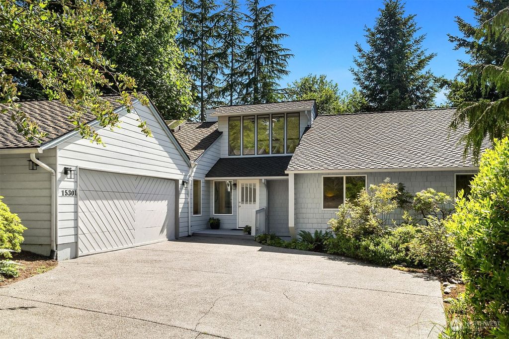 Photo of 15301 SE 48th Drive, Bellevue, WA 98006 (MLS # 2126656)