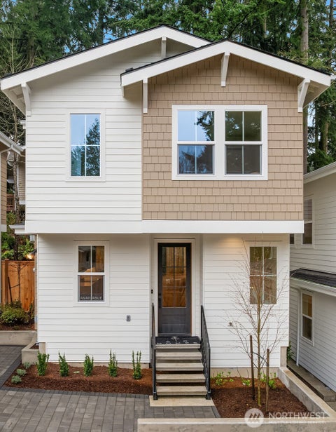 Photo of 11812 NE 103rd Place, Kirkland, WA 98033 (MLS # 2584492)