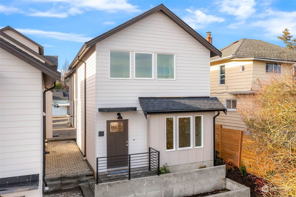 Photo of 2209 17th Avenue S, Seattle, WA 98144 (MLS # 2030221)