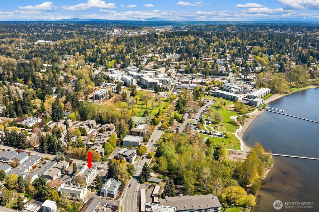 Photo of 11717 93rd Avenue NE #6A, Kirkland, WA 98034 (MLS # 2509224)