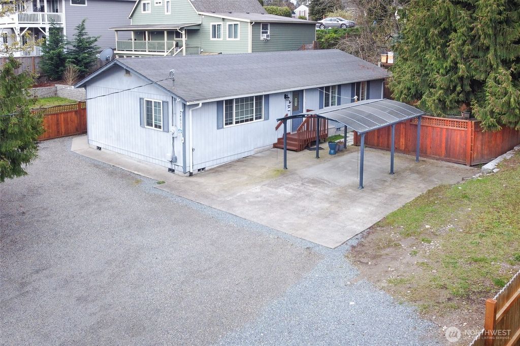 Photo of 14031 33rd Place S, Tukwila, WA 98168 (MLS # 2498869)