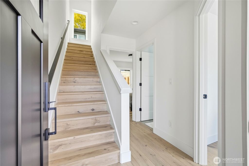 Photo of 7552 39th Avenue SW, Seattle, WA 98126 (MLS # 2454762)