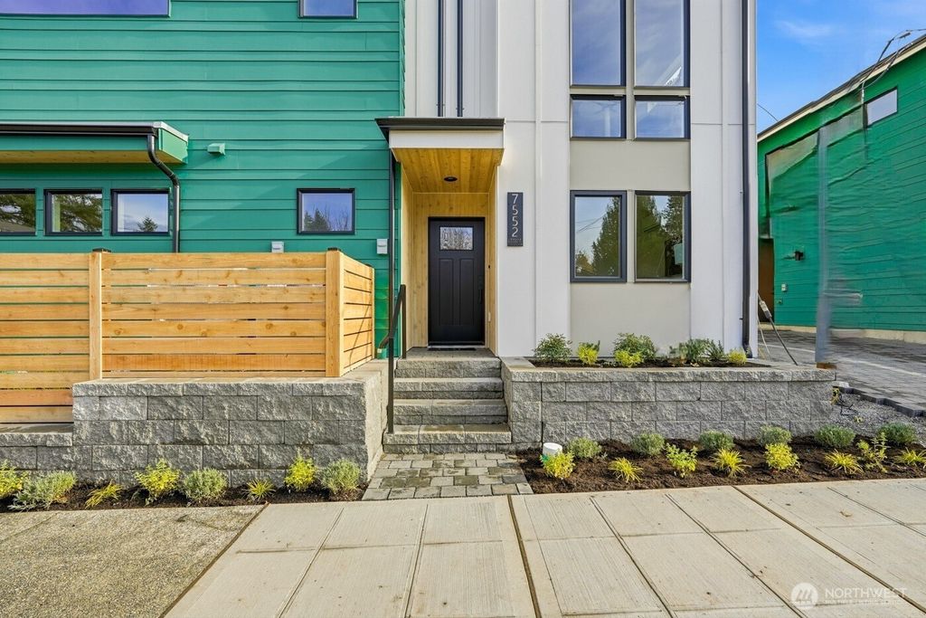 Photo of 7552 39th Avenue SW, Seattle, WA 98126 (MLS # 2454762)