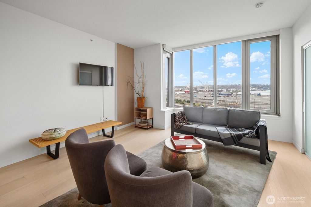 Photo of 590 1st Avenue S #901, Seattle, WA 98104 (MLS # 2468020)