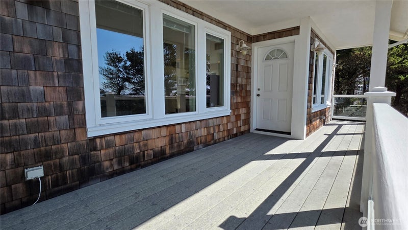 35602 J Place