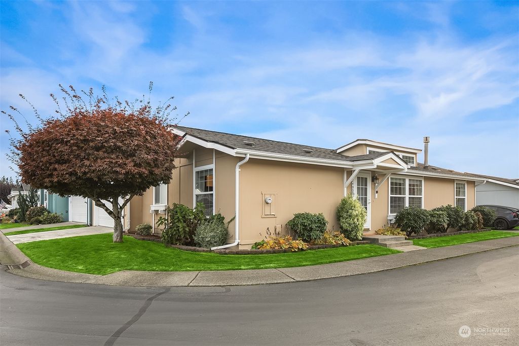 Photo of 24009 223rd Lane SE #102, Maple Valley, WA 98038 (MLS # 2178219)