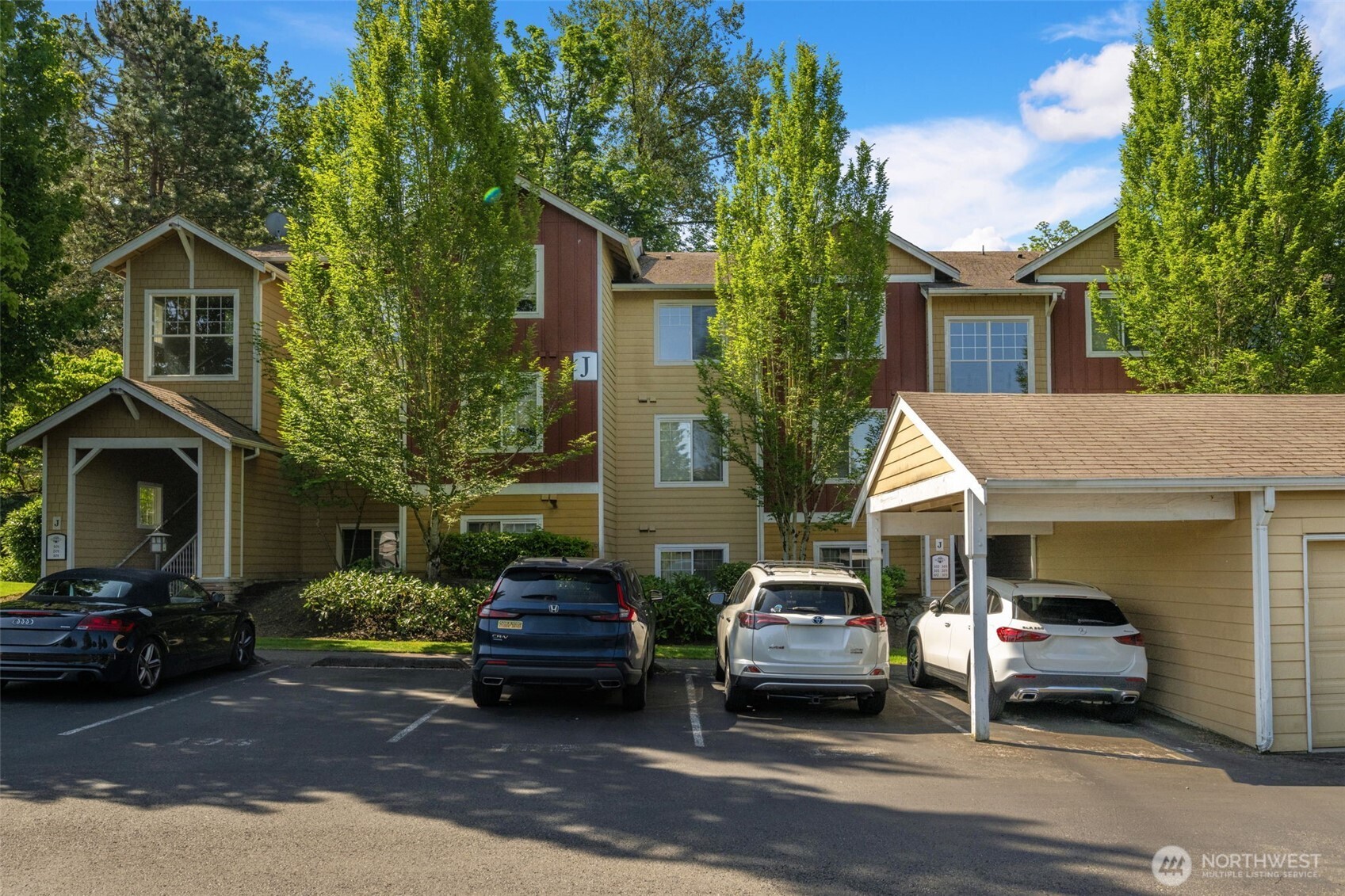 710 240th Way SE J302
