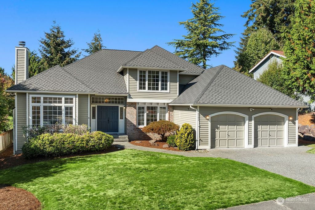 Photo of 6595 151st Place SE, Bellevue, WA 98006 (MLS # 2299753)