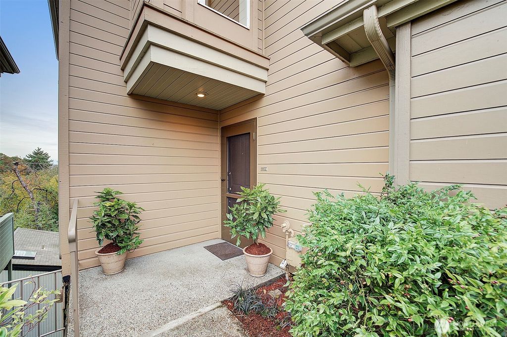 Photo of 214 31st Avenue S, Seattle, WA 98144 (MLS # 2444809)