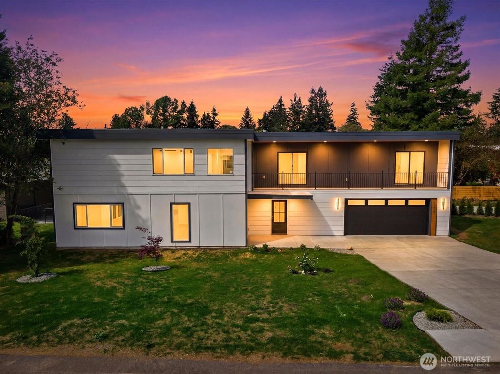 Photo of 230 SW 183rd Street, Normandy Park, WA 98166 (MLS # 2524575)