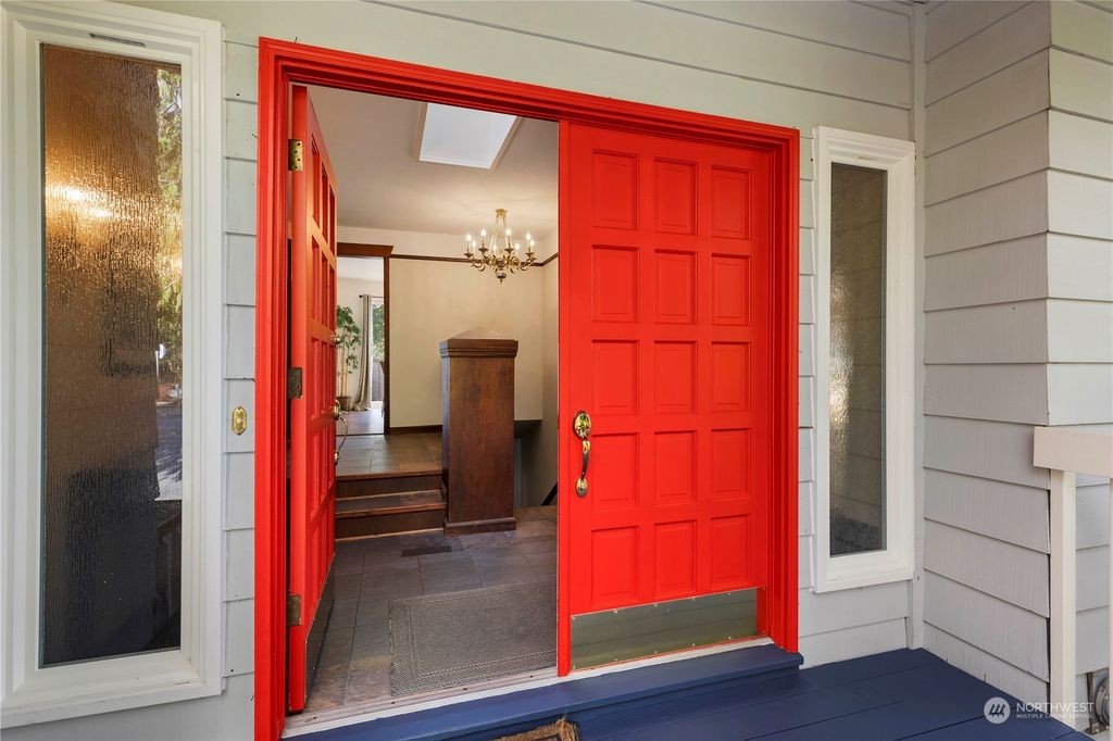 Photo of 18826 88th Avenue W, Edmonds, WA 98026 (MLS # 2047840)