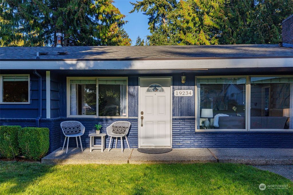 Photo of 19234 Wallingford Avenue N, Shoreline, WA 98133 (MLS # 2056257)