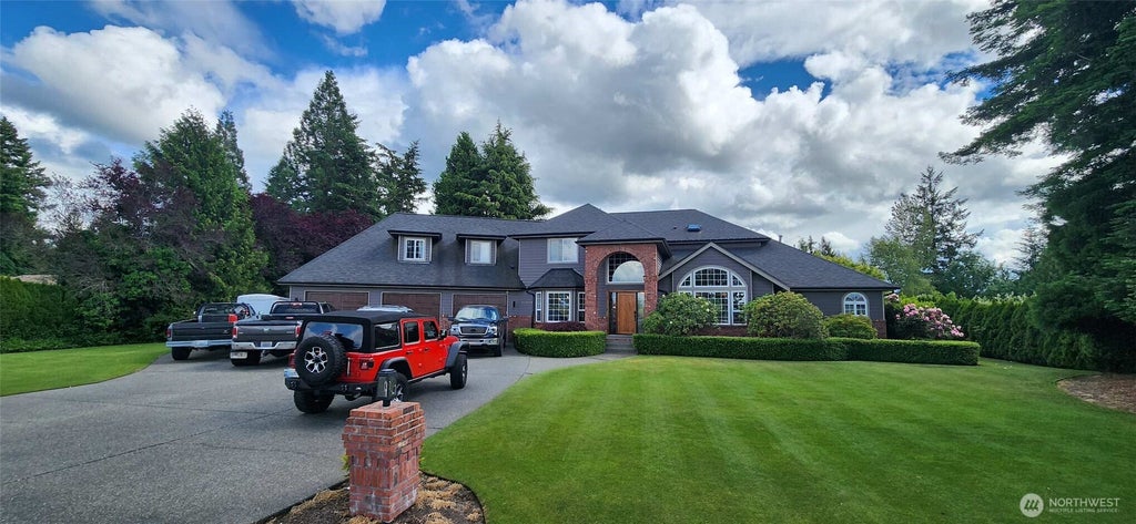 Photo of 23715 SE 471st Street, Enumclaw, WA 98022 (MLS # 2564226)