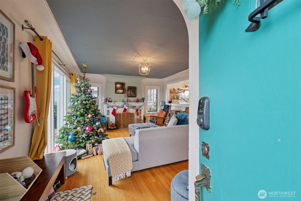 Photo of 2624 N 30th Street, Tacoma, WA 98407 (MLS # 2463249)