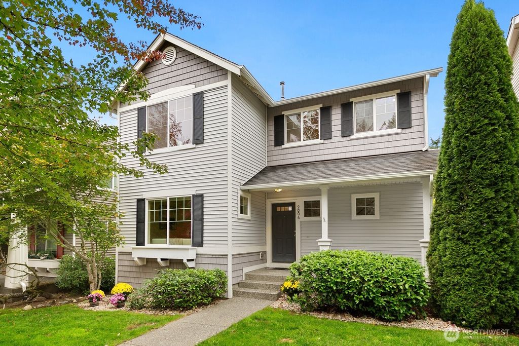 Photo of 9006 Venn Avenue SE, Snoqualmie, WA 98065 (MLS # 2438499)
