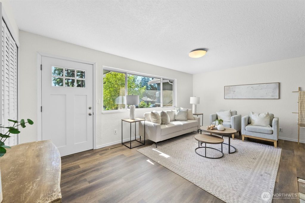 Photo of 102 N 184th Street, Shoreline, WA 98133 (MLS # 2433515)