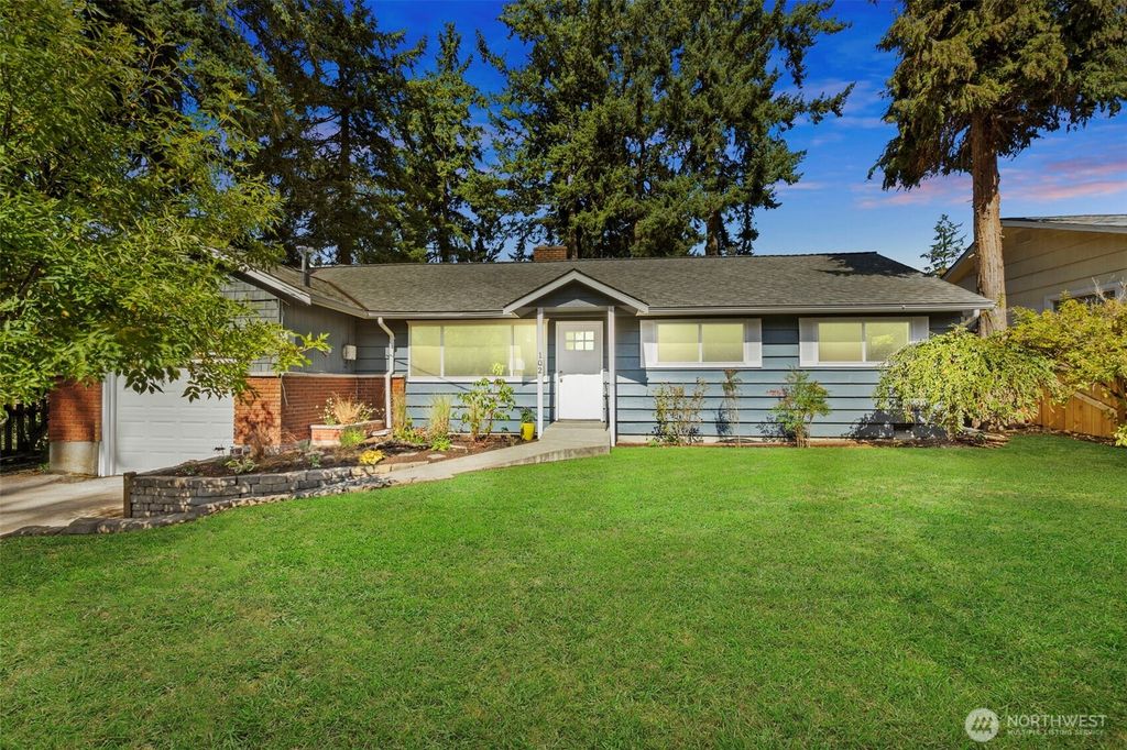 Photo of 102 N 184th Street, Shoreline, WA 98133 (MLS # 2433515)