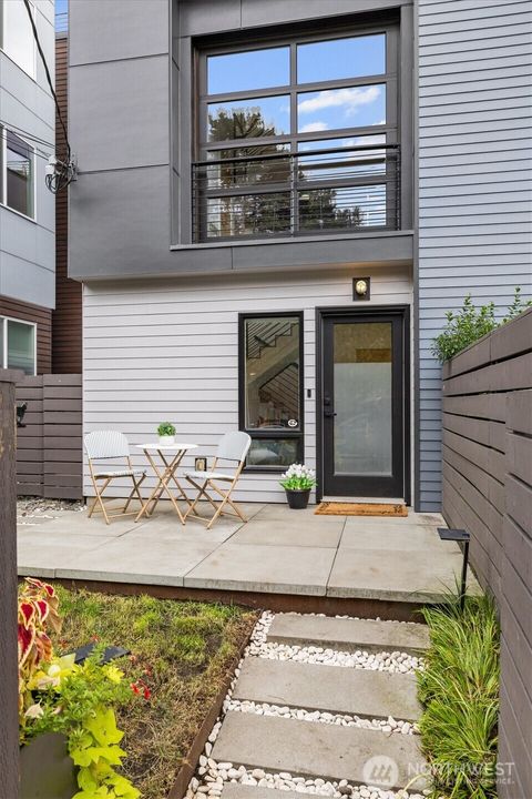 Photo of 146 21st Avenue E #B, Seattle, WA 98112 (MLS # 2447664)