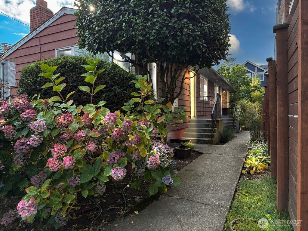 Photo of 1409 NW 65th Street #1, Seattle, WA 98117 (MLS # 2525180)