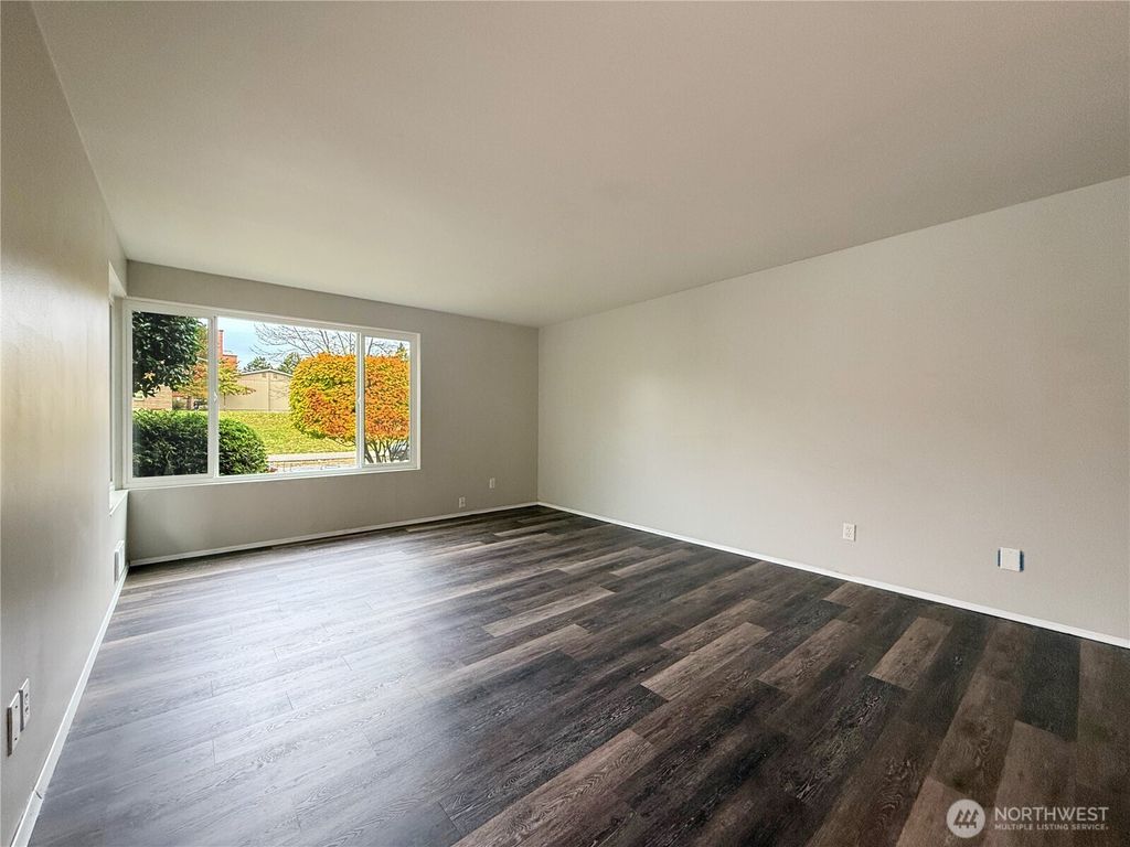 Photo of 1409 NW 65th Street #1, Seattle, WA 98117 (MLS # 2525180)