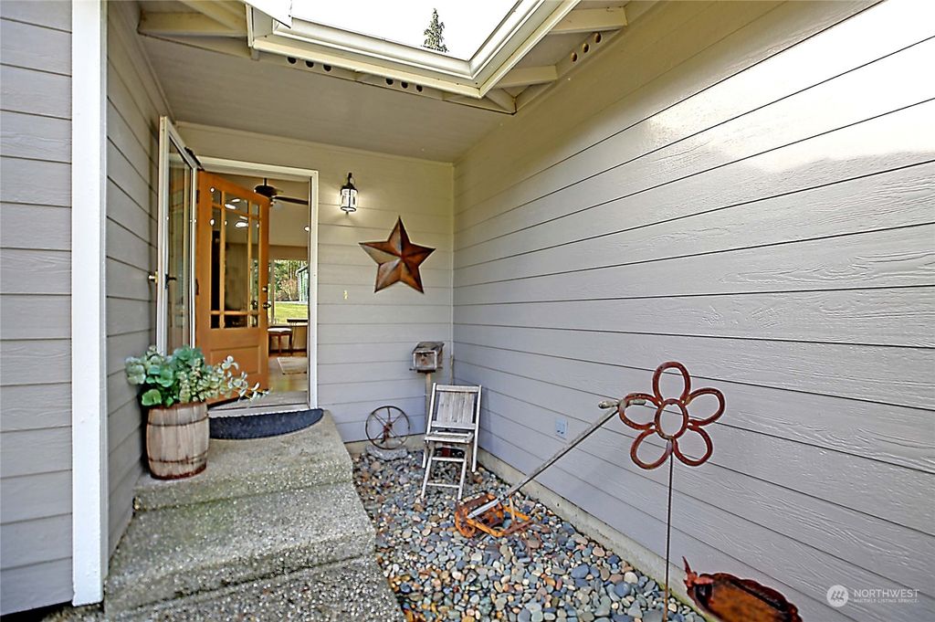 Photo of 13818 Jordan Trails Road, Arlington, WA 98223 (MLS # 2192597)