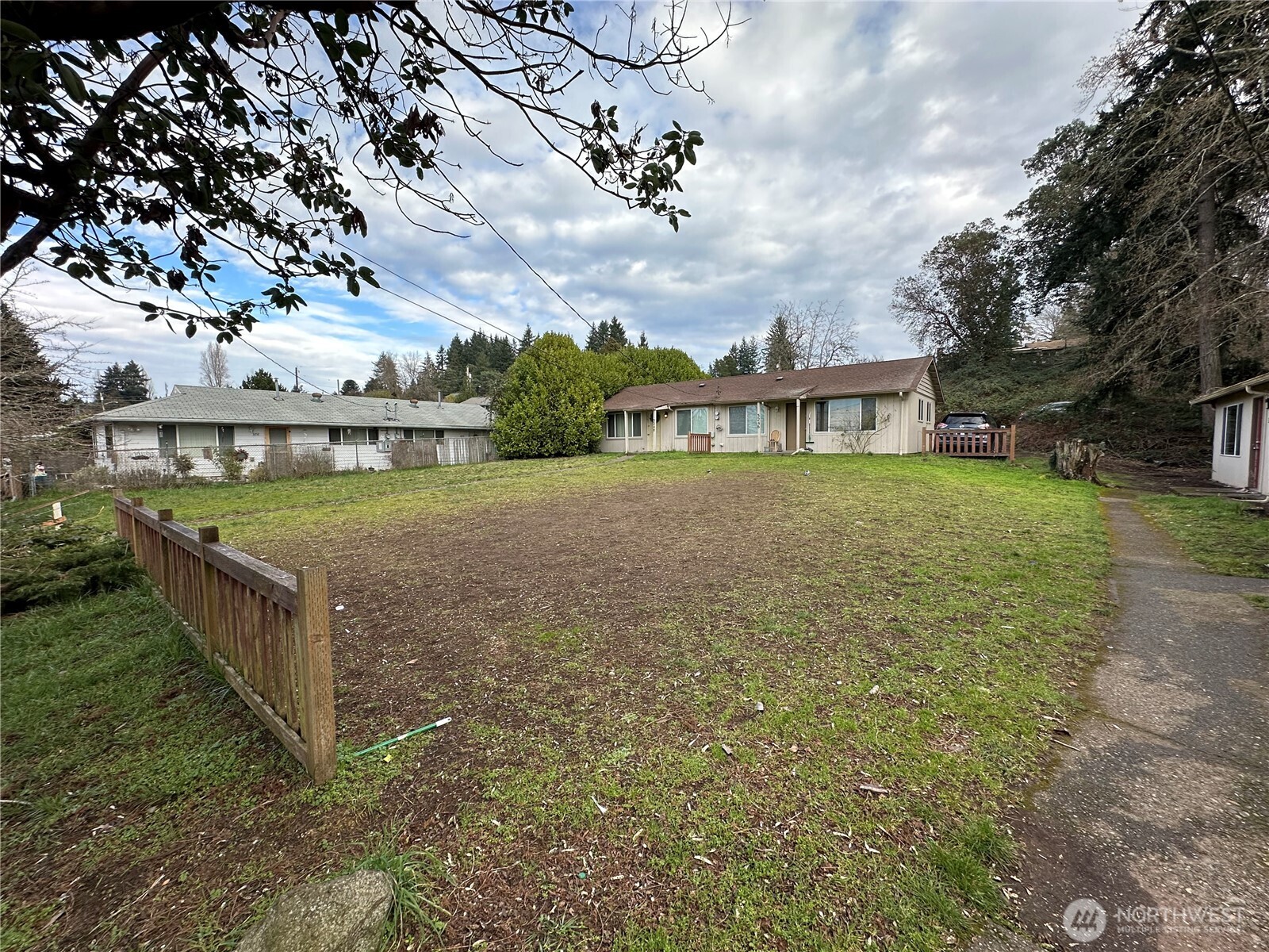 3246 Halverson Avenue