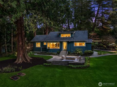 4240 Cramer Street Seattle WA 98199