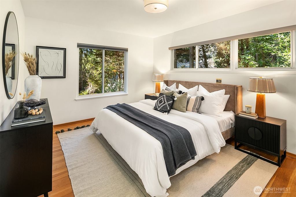 Photo of 4240 W Cramer Street, Seattle, WA 98199 (MLS # 2500904)