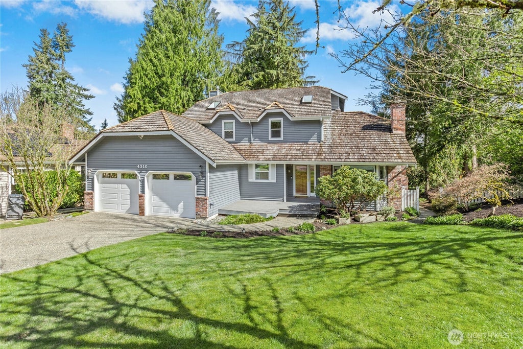 Photo of 4310 209th Avenue NE, Sammamish, WA 98074 (MLS # 2587154)