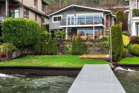 Photo of 6631 Ripley Lane SE, Renton, WA 98056 (MLS # 2595449)