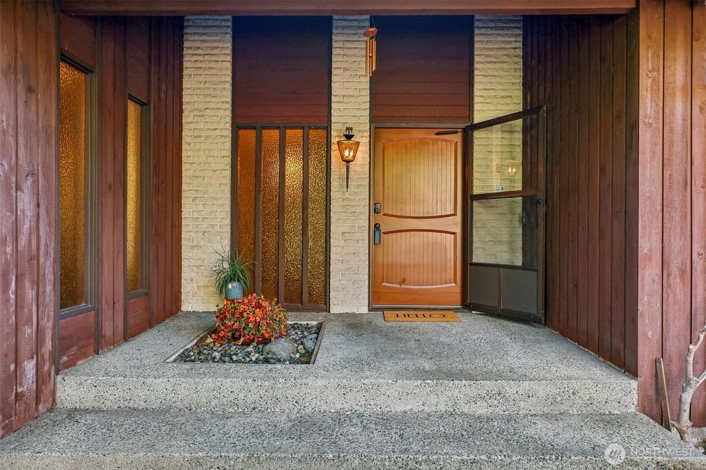 Photo of 5712 Parkside Drive, Marysville, WA 98270 (MLS # 2479616)