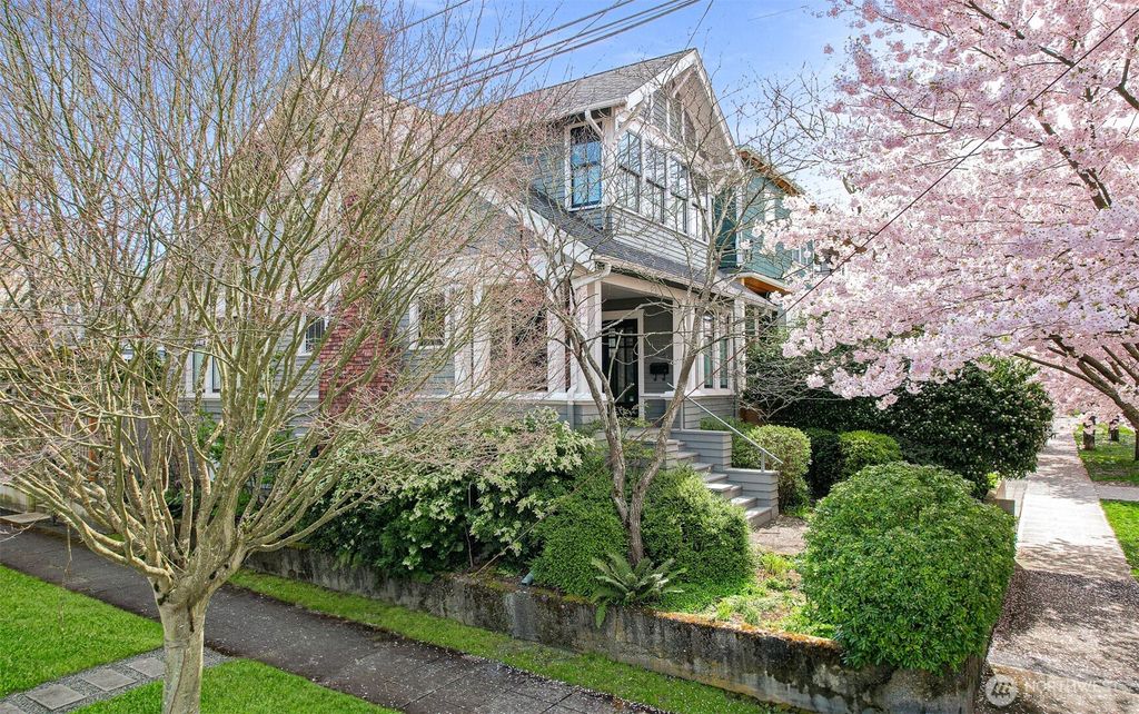 Photo of 2668 9th Avenue W, Seattle, WA 98119 (MLS # 2359641)