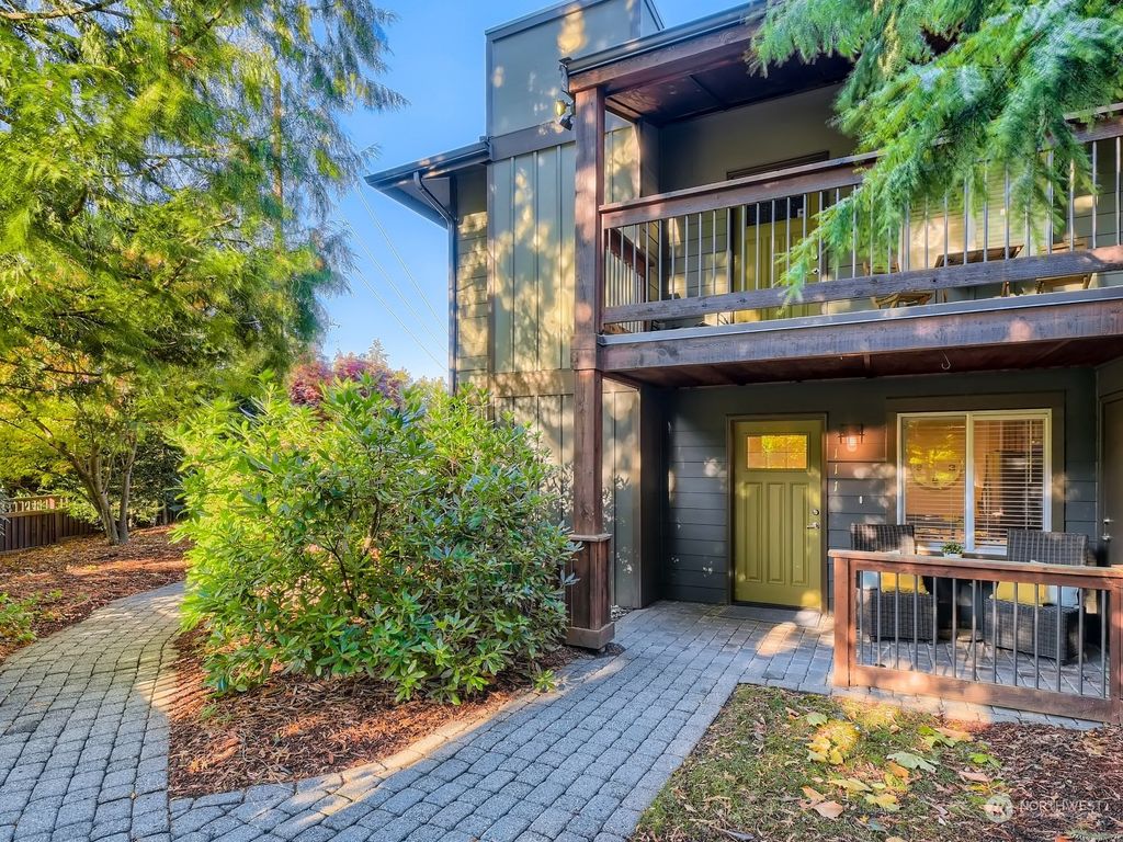 Photo of 21301 48th Avenue W #A-111, Mountlake Terrace, WA 98043 (MLS # 2012397)