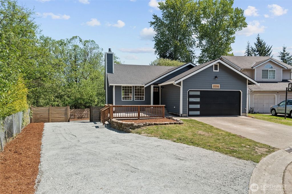 Photo of 27214 135th Avenue SE, Kent, WA 98042 (MLS # 2372264)