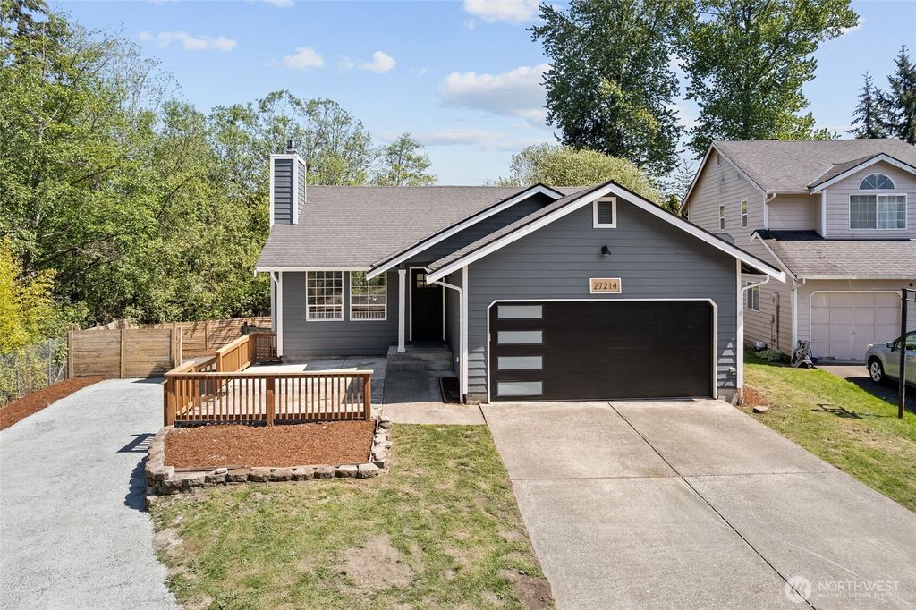 Photo of 27214 135th Avenue SE, Kent, WA 98042 (MLS # 2372264)