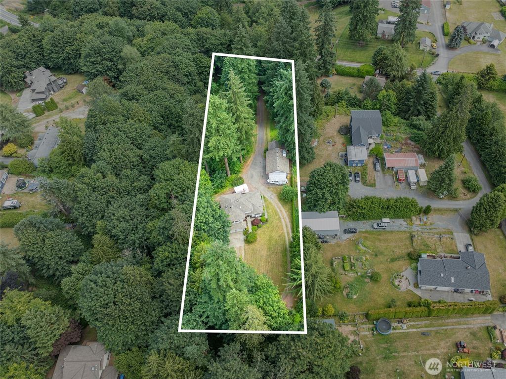 Photo of 16714 Broadway Avenue, Snohomish, WA 98296 (MLS # 2403919)
