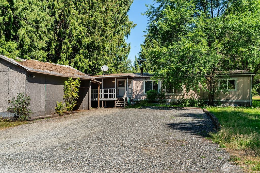 Photo of 99221 169th NE, Arlington, WA 98223 (MLS # 2403943)