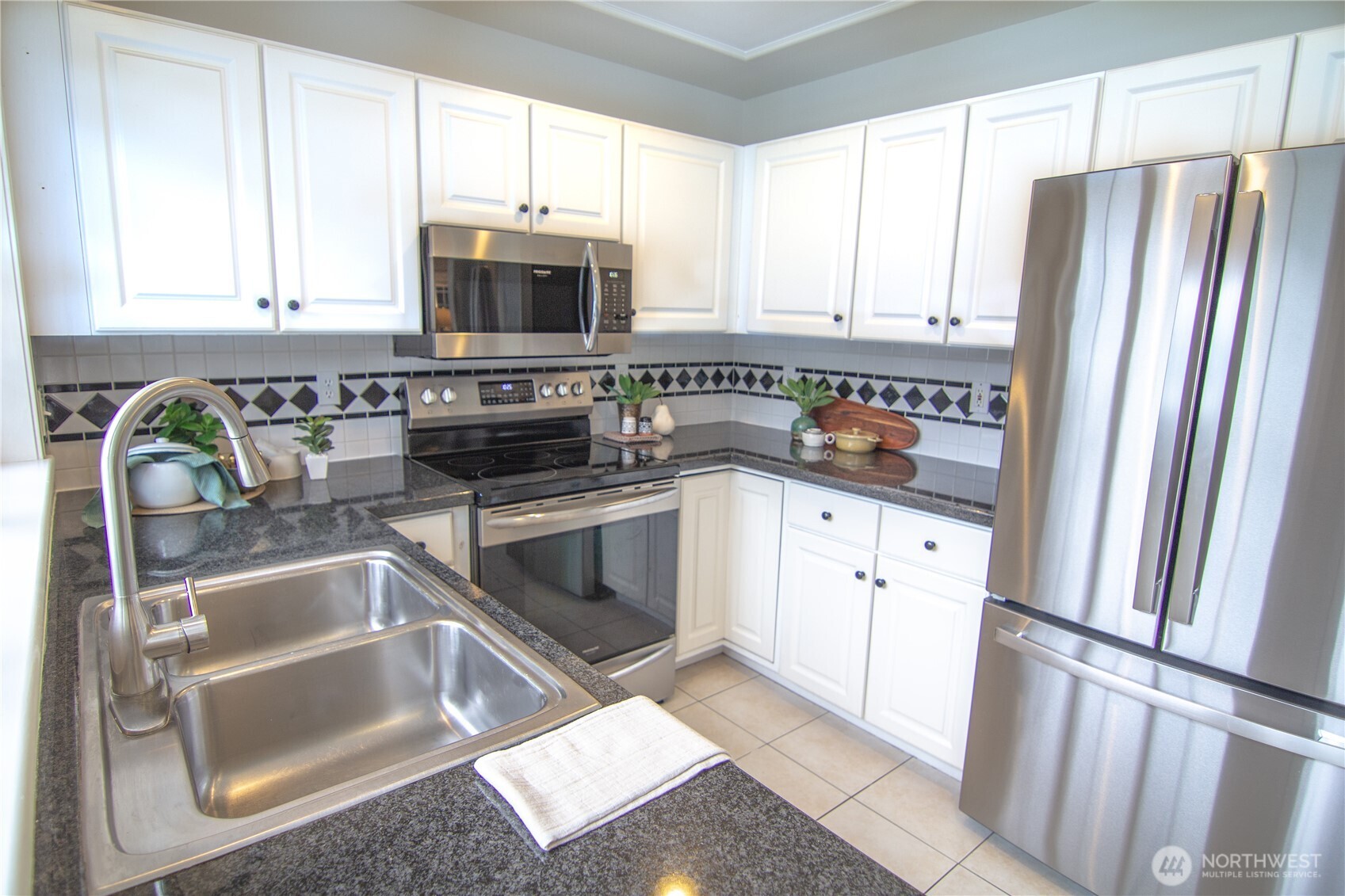 562 W Lake Samish Drive