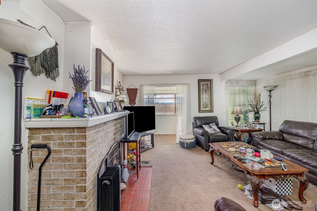 Photo of 2159 52nd Avenue SW, Seattle, WA 98116 (MLS # 2397729)