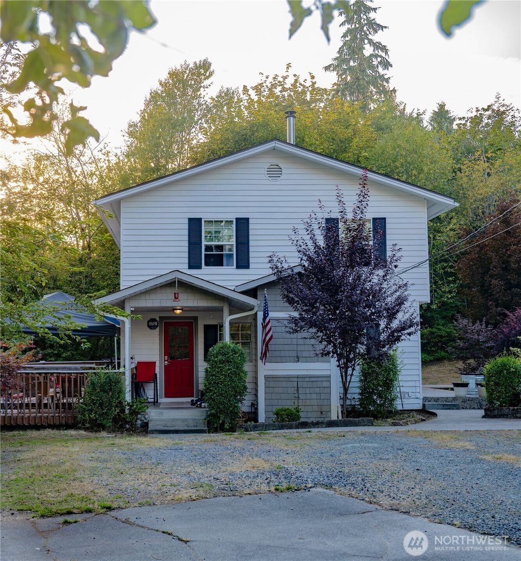 Photo of 12018 207th Avenue SE, Snohomish, WA 98290 (MLS # 2440225)