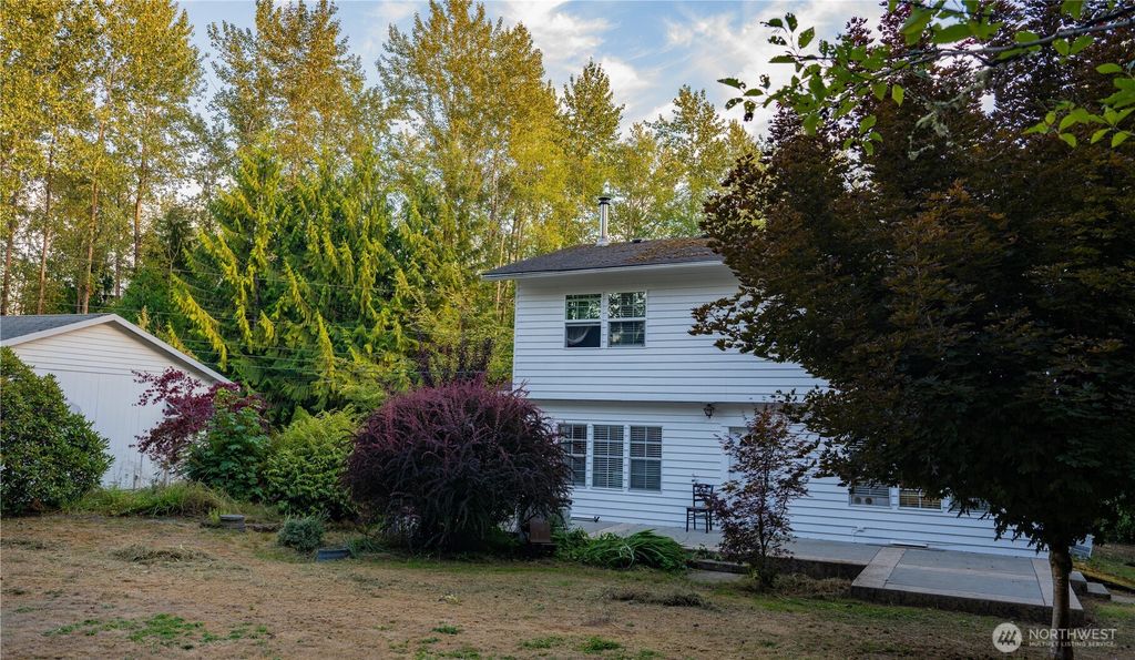 Photo of 12018 207th Avenue SE, Snohomish, WA 98290 (MLS # 2440225)